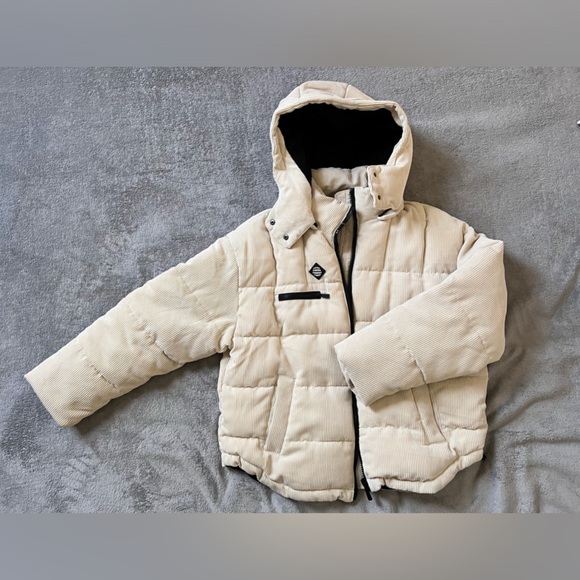 Cream Puffer - Picture 1 of 3